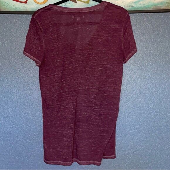 American Eagle shirt womens Size Large Short Sleeve Burnout top burgundy v neck - Picture 7 of 10